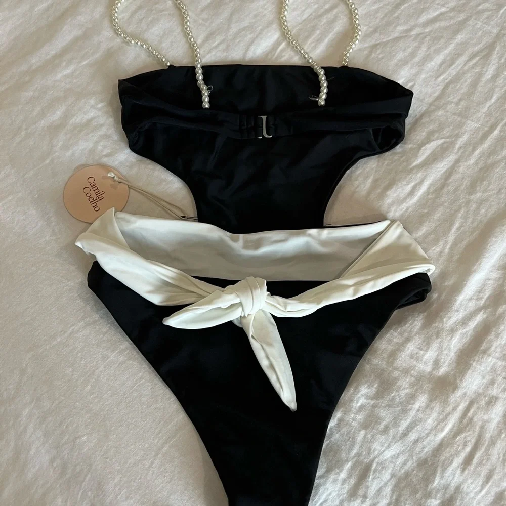 Brand New One Piece Swimsuit Size XS - Picture 4 of 5